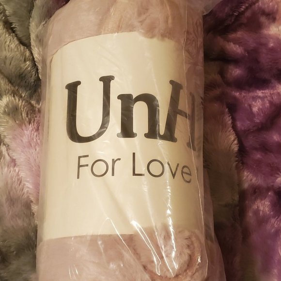 UNHIDE Bedding Rose Colored Unhide Blanket Poshmark
